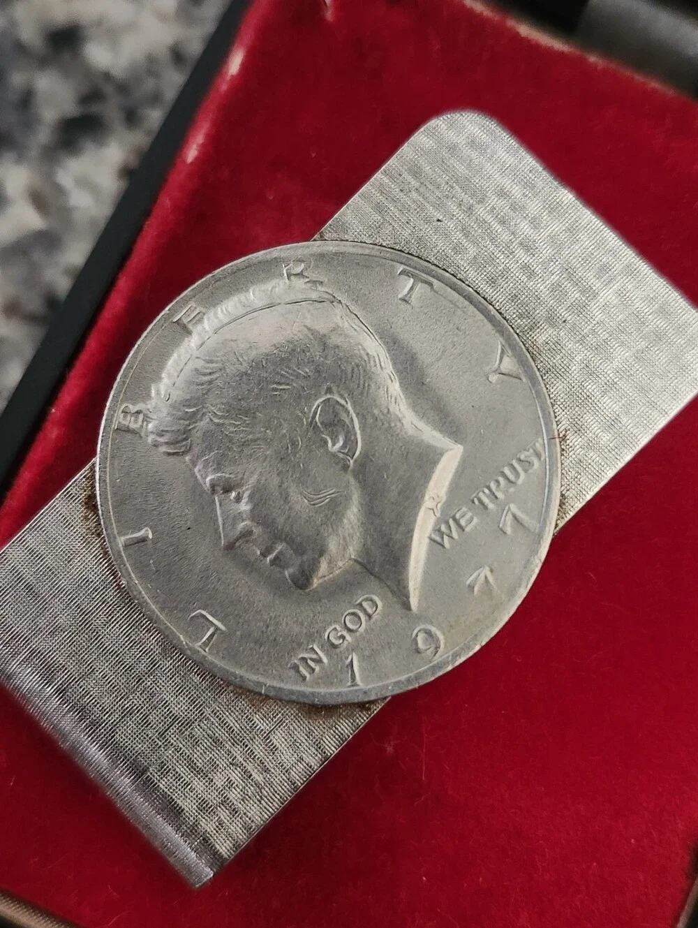 Vtg Silver-Tone Coin Money Clip - 1977 Fifty Cent Coin